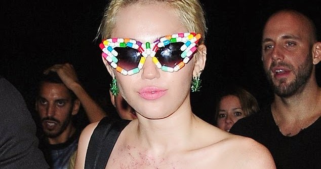 Miley Cyrus - Alexander Wang After Party Candids - New York