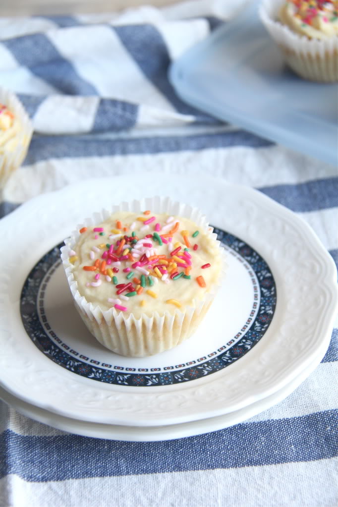 Crumbs and Cookies hummingbird bakery's vanilla cupcakes.