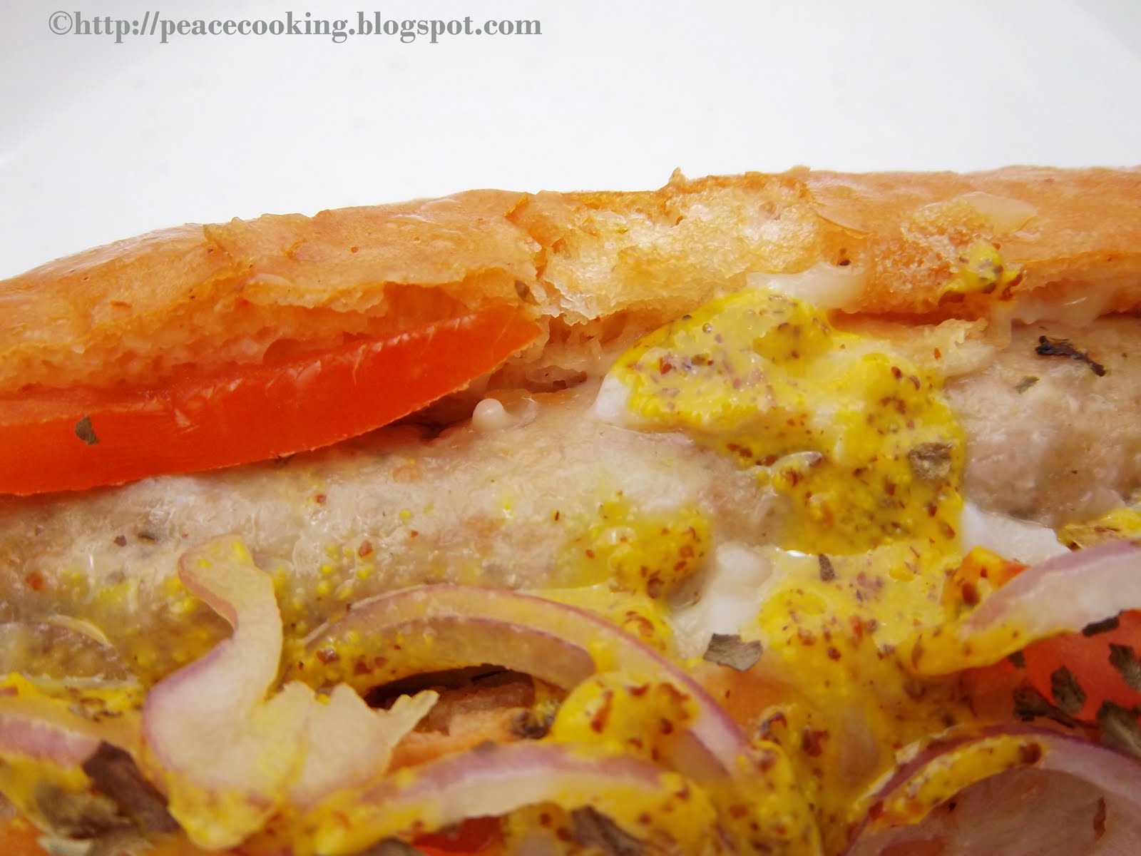 TIPS FOR DELICIOUS AND HEALTHY COOKING Chicken Hot Dogs