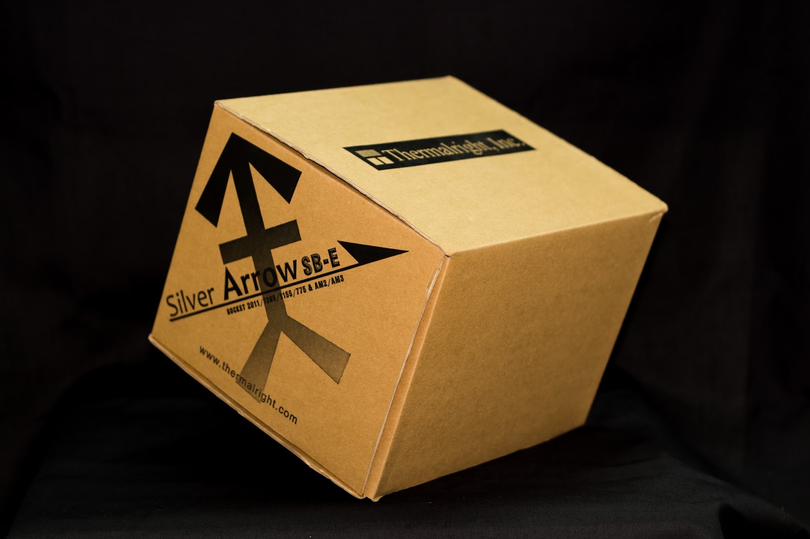 Unboxing: Thermalright Silver Arrow SB-E 6