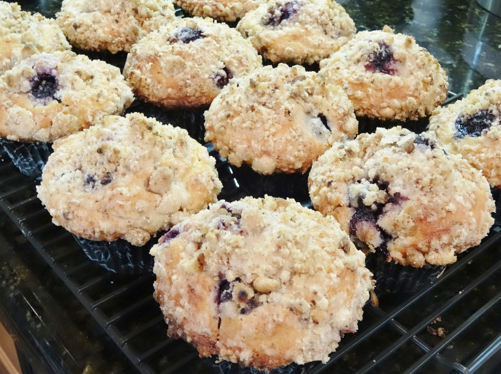 Bon Appétit...an American Test Kitchen Test 94 Blueberry Lemon Muffins