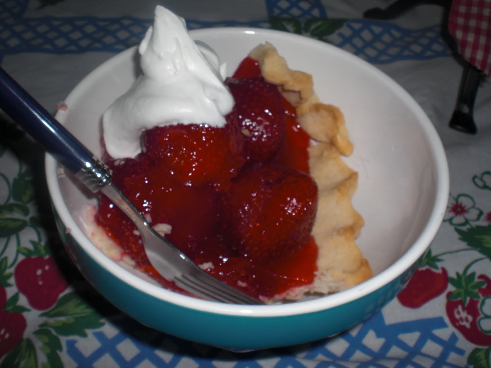 Weekday Chef Strawberry Pie with Jello Glaze