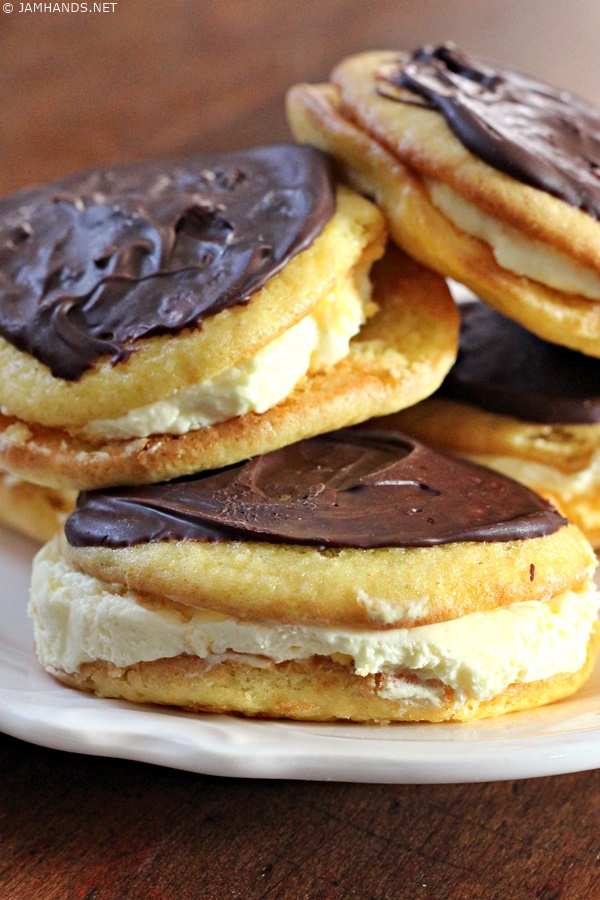 Jam Hands Boston Cream Whoopie Pies