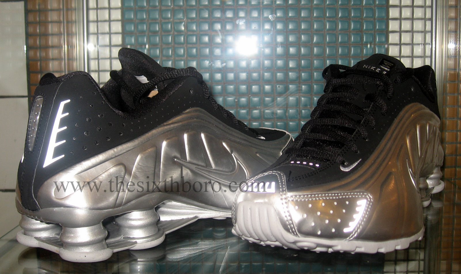 nike shox r4 mens running shoes