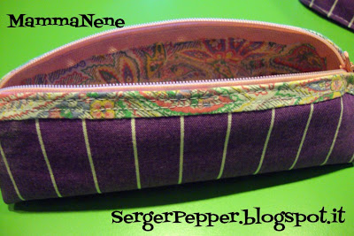 SergerPeper.blogspot.it - mini Stitch-A-Long pencil case SergerPeper.blogspot.it - mini Stitch-A-Long pencil case
