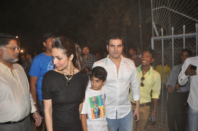 Kareena, Karisma, Malaika & Amrita at Christmas Midnight Mass