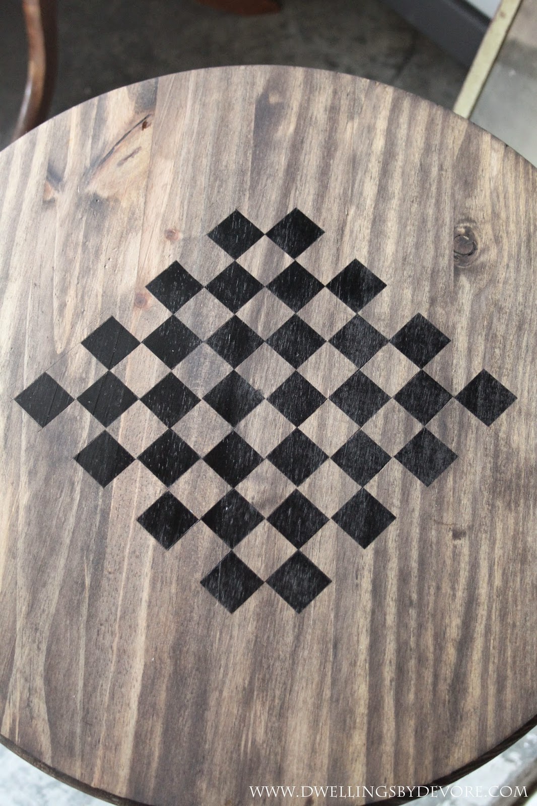 Dwellings By DeVore DIY outdoor checkers table