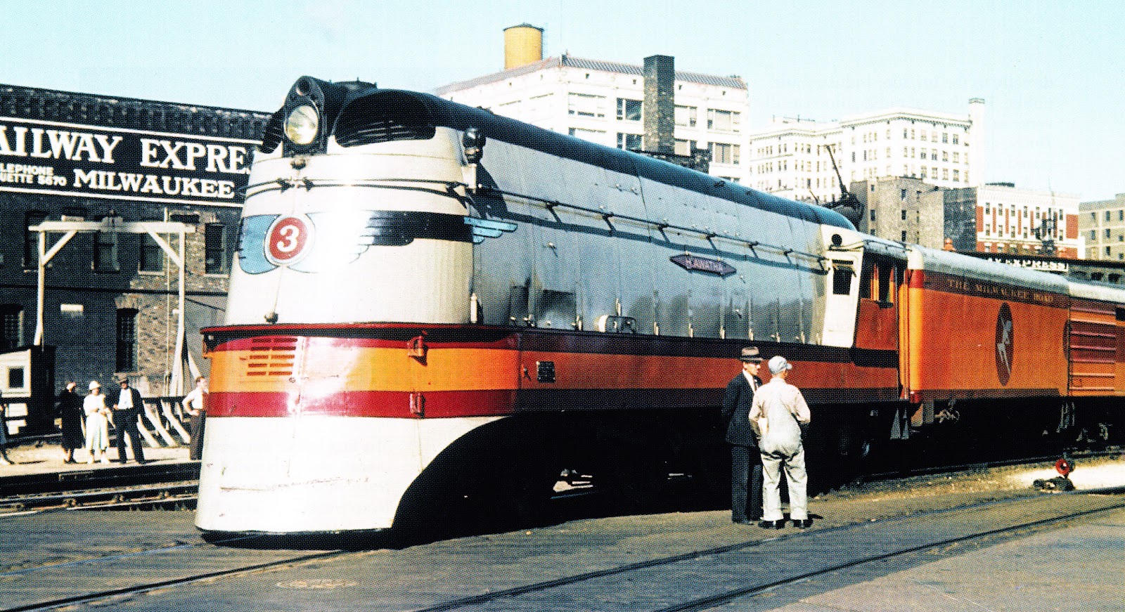 Milwaukee Road Hiawatha