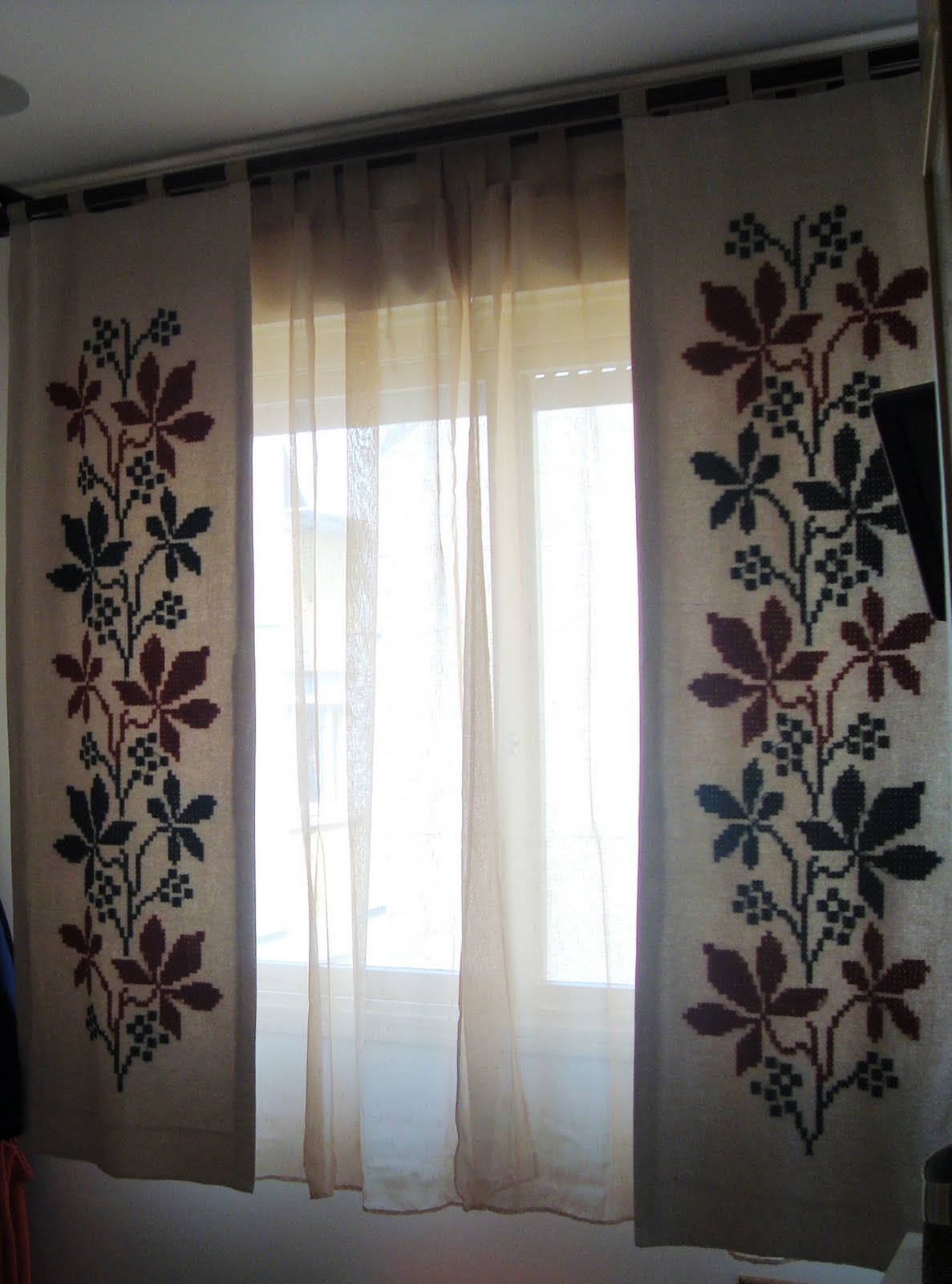 Cria Es Em Fam Lia Cia Cortinas Bordadas Cria Es Em Fam Lia Cia Cortinas Bordadas