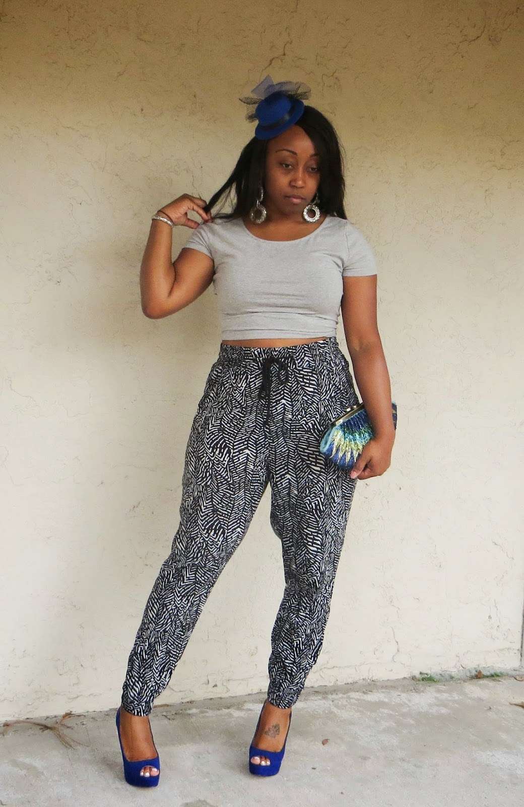 Outfit A Fascinator and Printed Pants