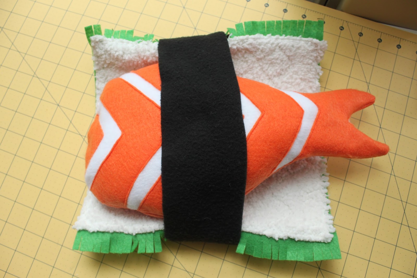 EAT+SLEEP+MAKE DIY Sushi Costume for a Dog