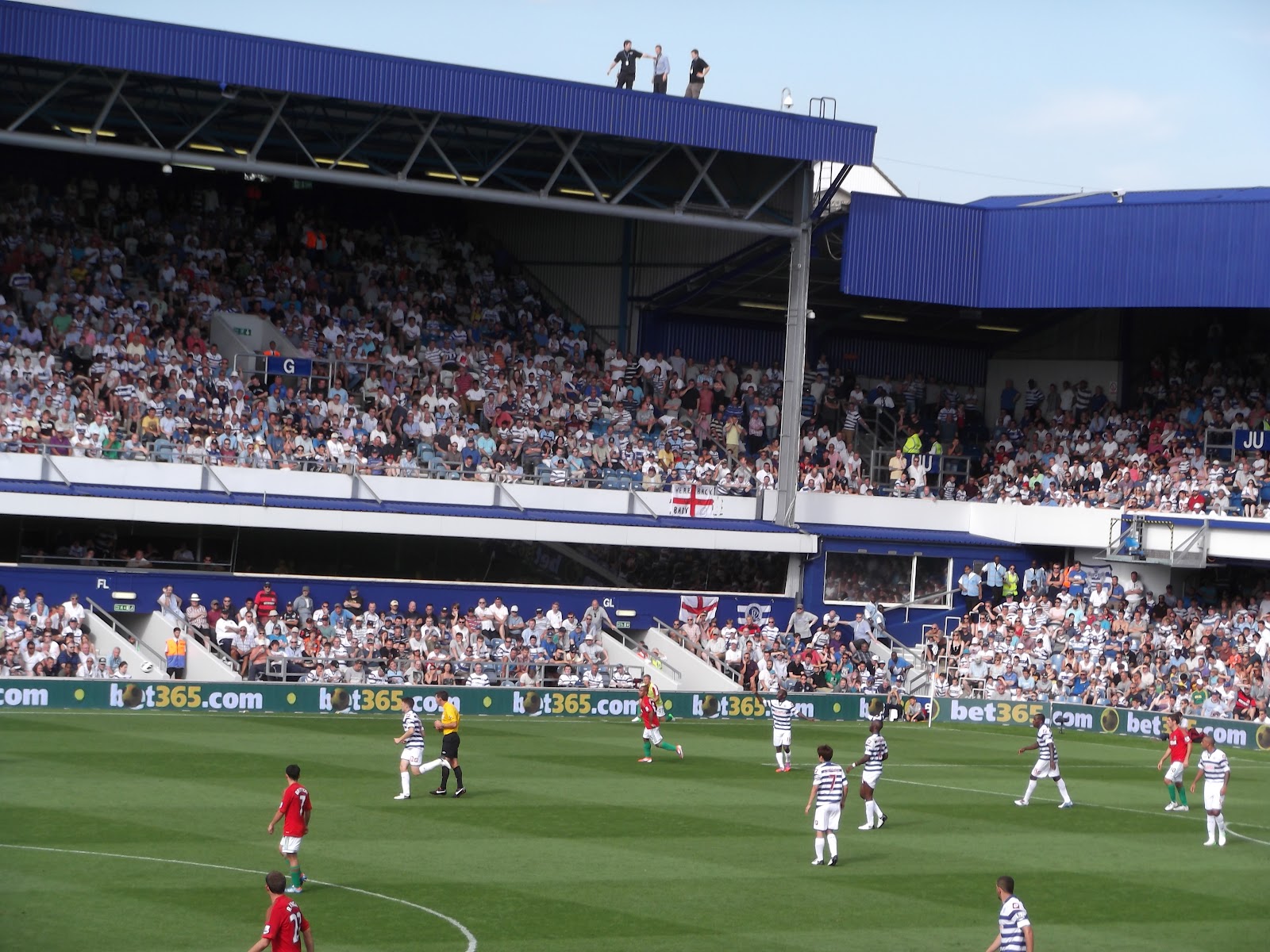 The London Football Guide TLFG 2026 August 2012