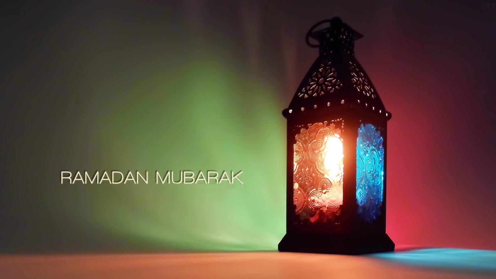 Beautiful Ramadan Mubarak Wallpaper 2015