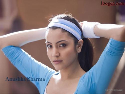 Bollywood HOT: Anushka Sharma