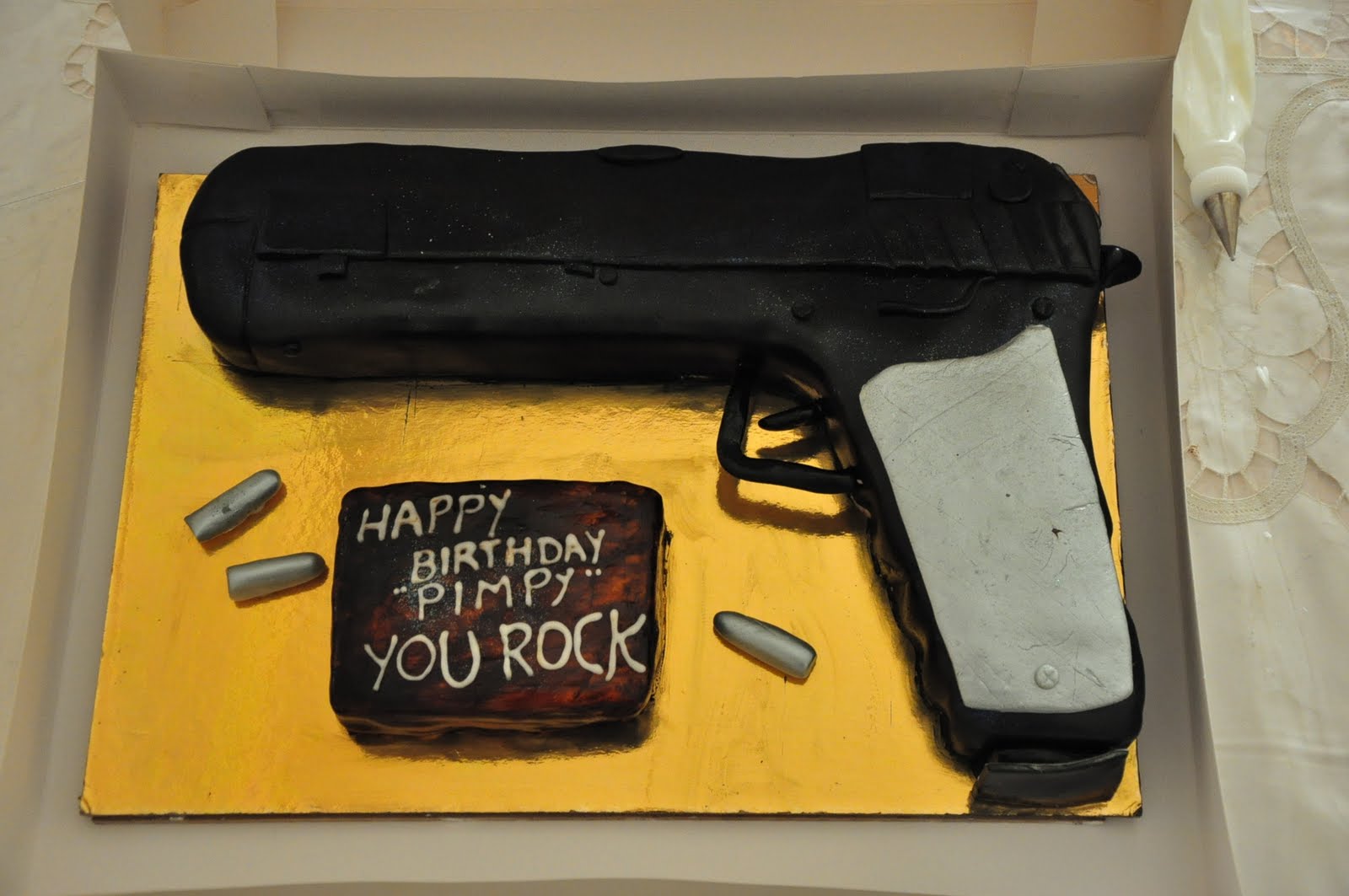 Gun Cake Pictures