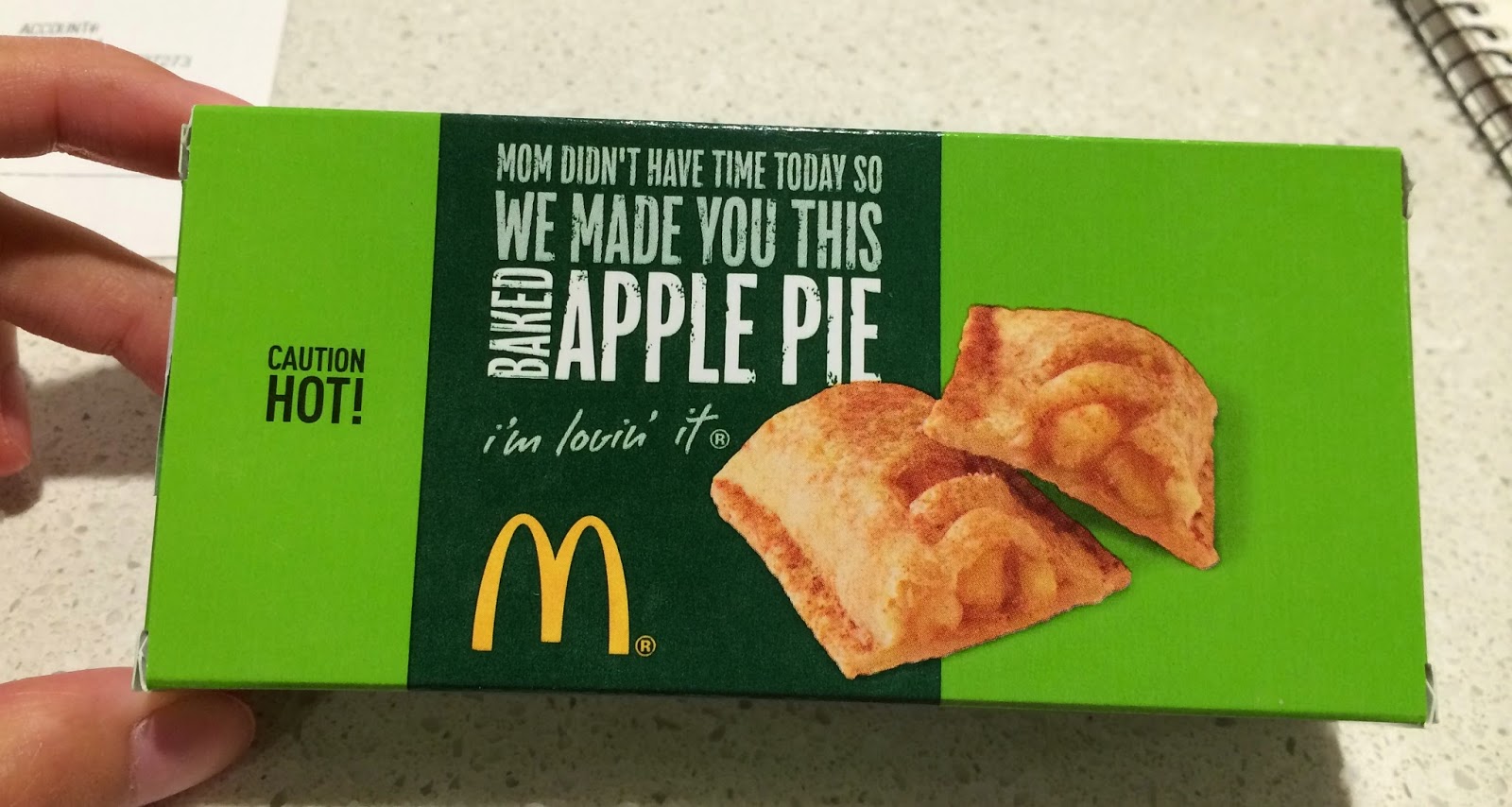 Apple Pie From McDonald's / マクドナルドのアップルパイ I'm Made of Sugar