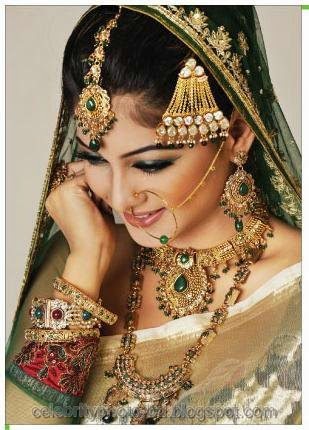 BD+Actress+Sharika%2527s+Bridal+Look+Hot+Photos+In+Saree005 Smartwikibd.Net