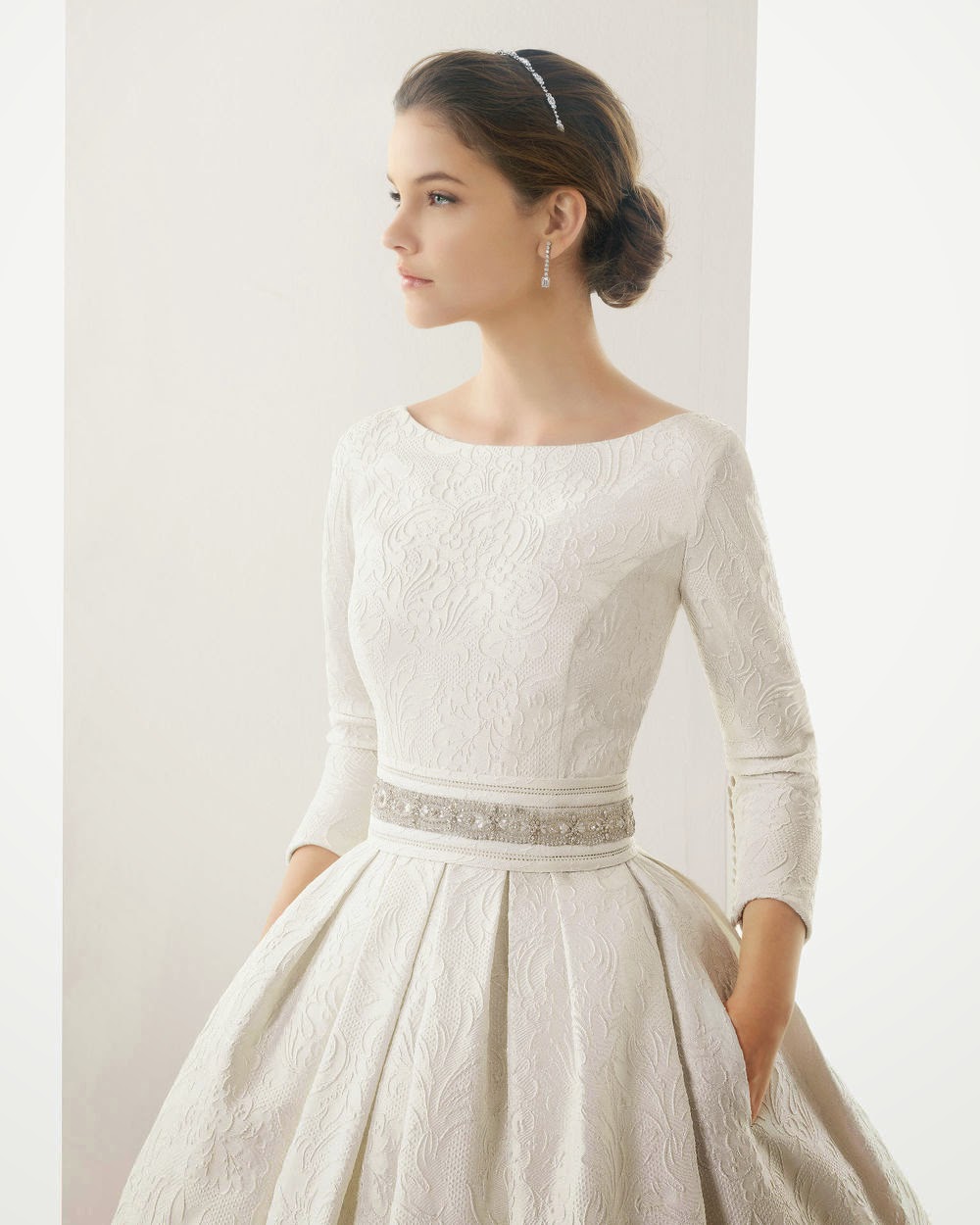 brides & bridesmaids fashion Those style wedding dresses with sleeves