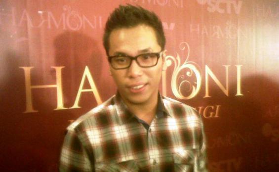 Download Lagu Sammy Simorangkir - Kaulah Segalanya | SnutzPark
