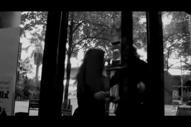 VÍDEO | @VictorAmela i @RoserAmills busquen les #333vitamines - Roser Amills, escritora mallorquina