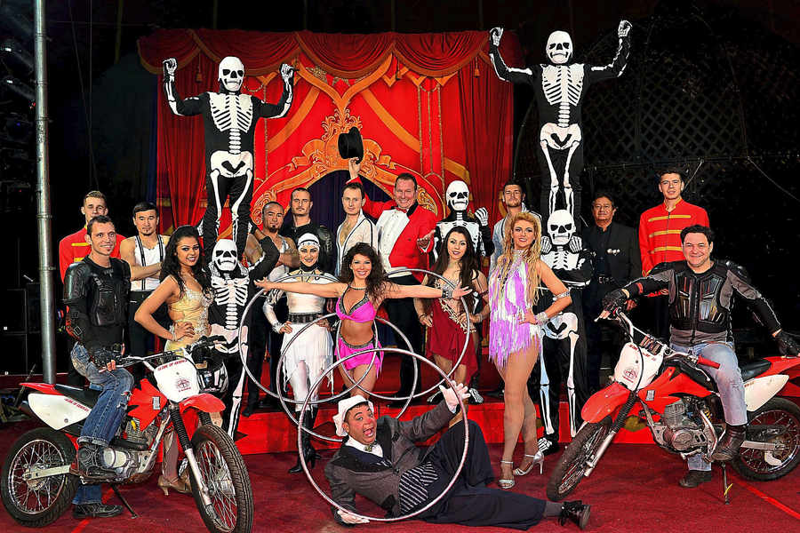 Circus Mania: Gandy's Circus in Dudley for Halloween