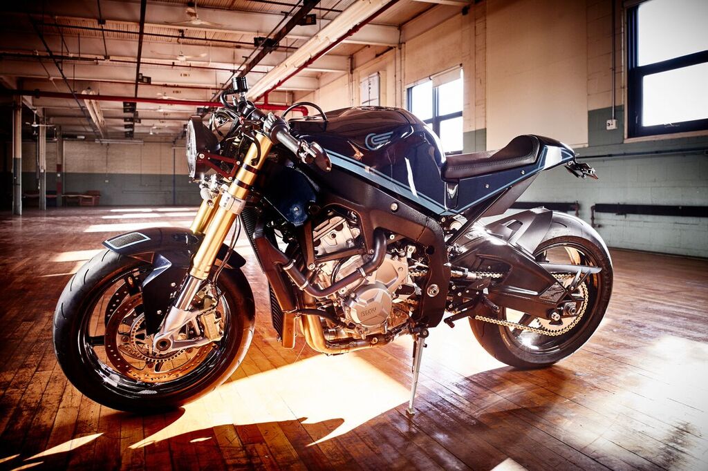 bmw cycle in downtown song