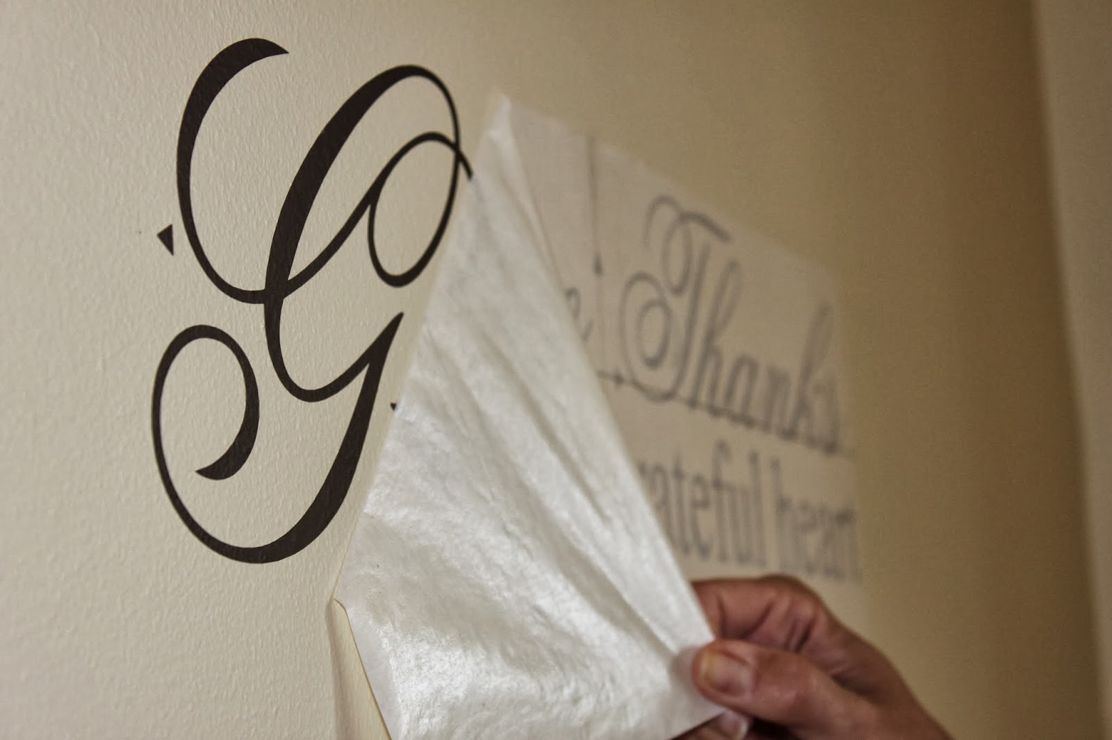 Howsewears Applying Vinyl Wall Words