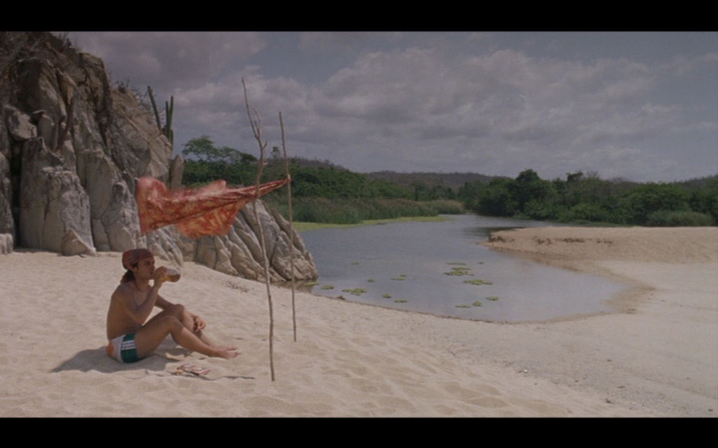 Y Tu Mama Tambien Trailer - YouTube