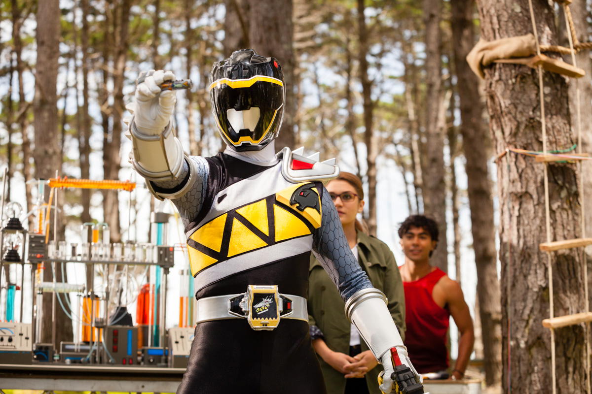 Second Round of Power Rangers Dino Charge Production Stills.