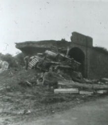 Demolition of Clayhall Arch