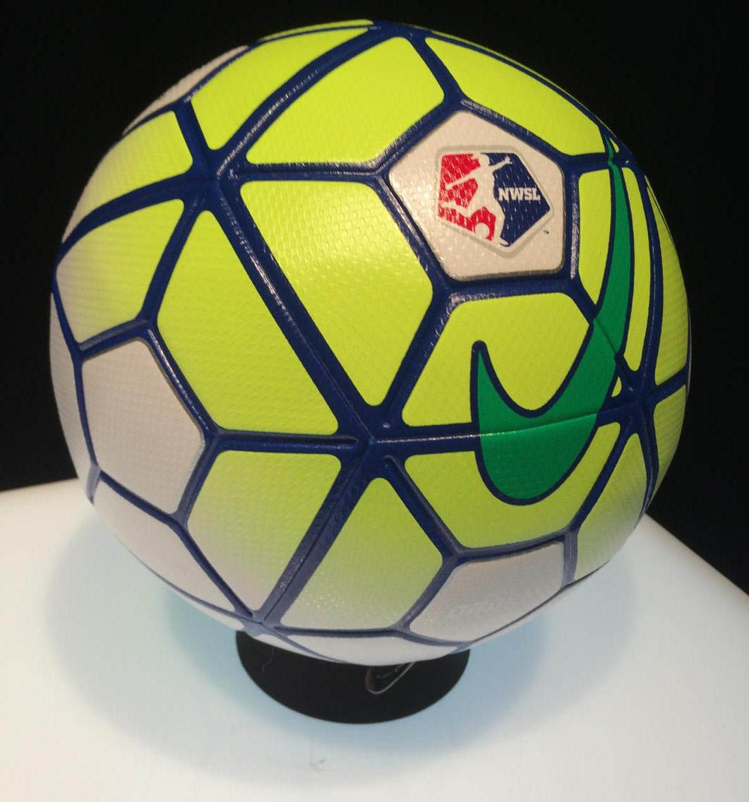 nike victory red wedge