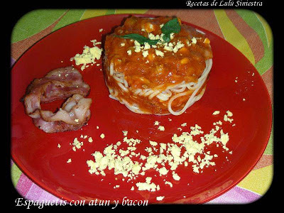 Espaguetis Con Atun Y Bacon (spaghetti Con Tonno E Pancetta)