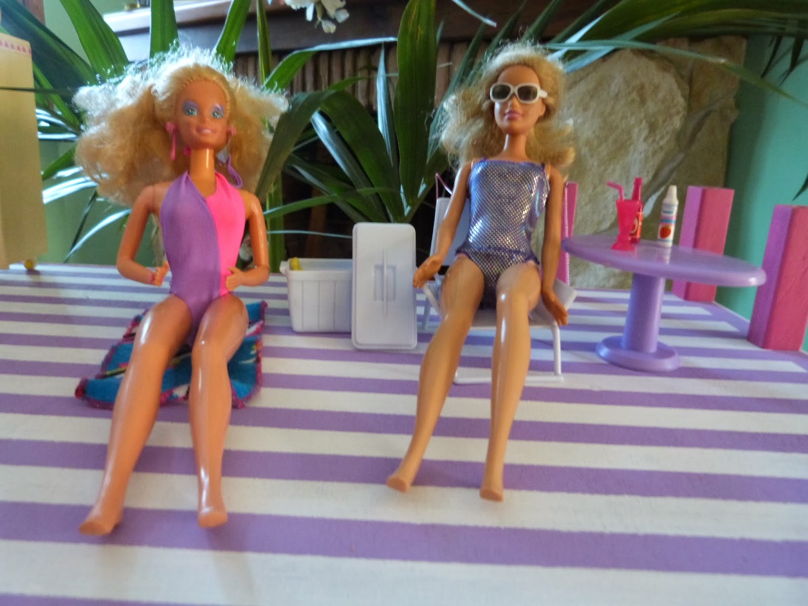 Danielamente: casa di barbie epilogo Armadio frigo da terrazzo