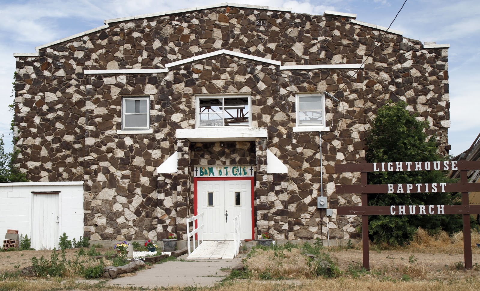 Dead towns of Kansas Bloom, Kansas A Ford County town that bloomed