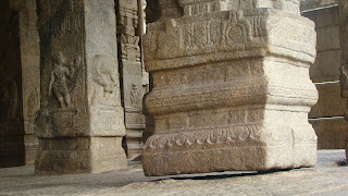 Tilting pillar hanging in the air