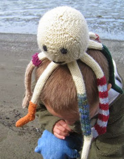 http://translate.googleusercontent.com/translate_c?depth=1&hl=es&rurl=translate.google.es&sl=en&tl=es&u=http://www.knitty.com/ISSUEwinter08/PATTsocktopus.php&usg=ALkJrhg0EE17UlzxwX4xDDGZQAltrmVejA