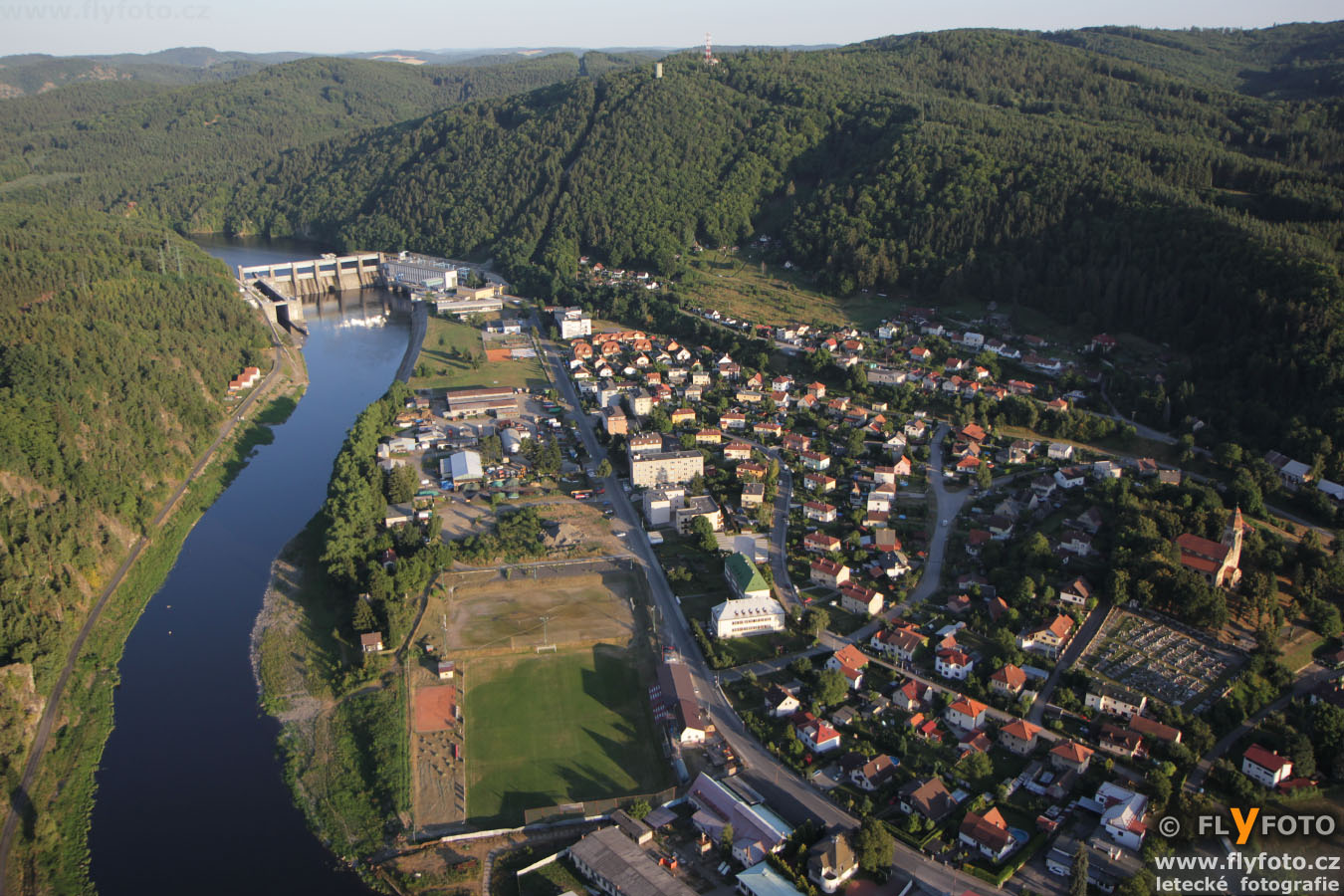 FLyFOTO letecká fotografie a video Štěchovice