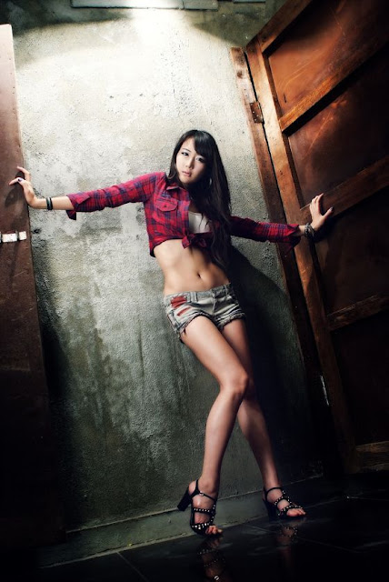 Korean Celeb Hot Model Han Chae I