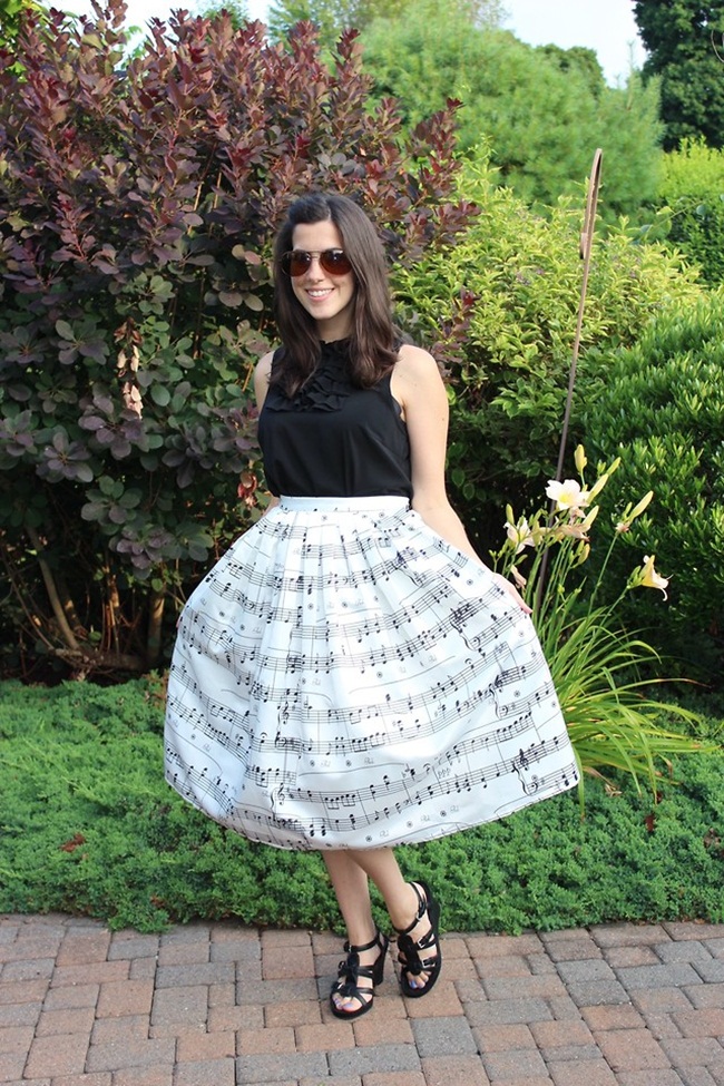 http://lookbook.nu/amandaec Chic Wish 2015 SS Dance With Music Notes Pleated Midi Skirt
