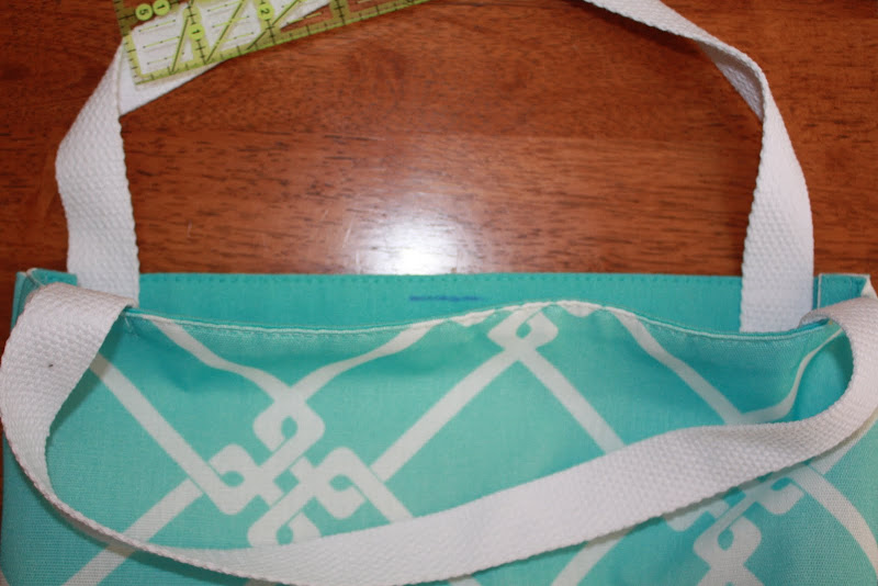 Living the Super Life Placemat Tote Bag Tutorial