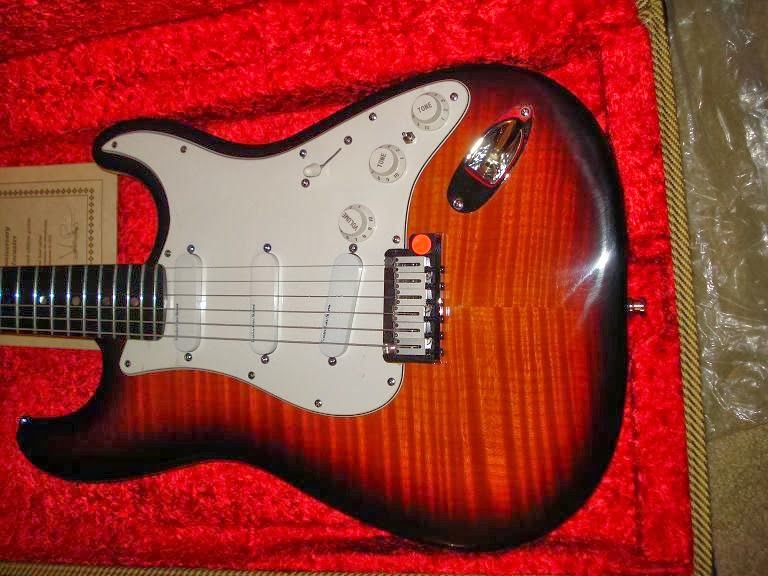 35th Anniversary 1990 Fender CS Friday Strat 320 Stratocaster