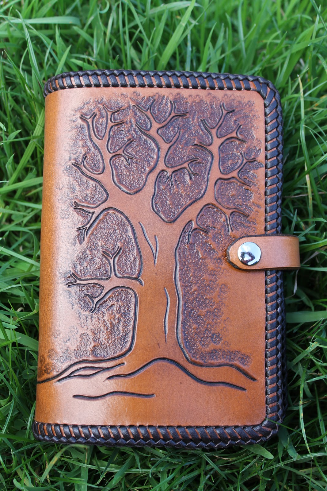 The Leathercraft Shed Wristbands and Organiser all finished