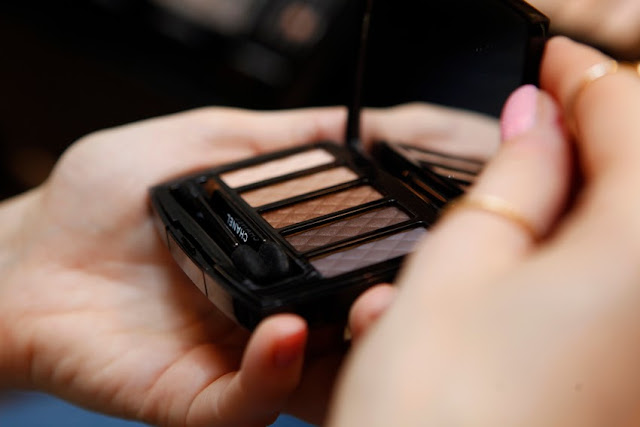 Taller de automaquillaje con Chanel,