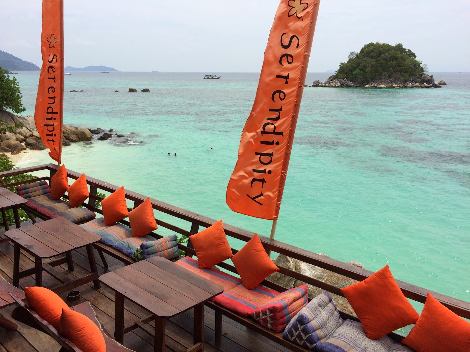 Serendipity Rock Bar Restaurant Koh Lipe Travel is my favorite Sport