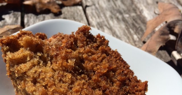 vixens in the kitchen: banana bread with cinnamon sugar crumble topping