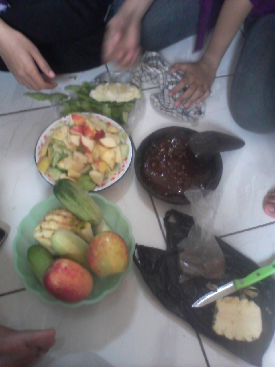 Chicha Menulis Rujak Kudus Katanyaa Se