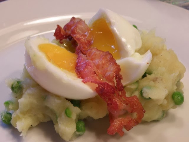 Lieblingsessen Fur Kinder Kartoffel Erbsen Stampf Mit Ei Und Baconstreifen Sugarprincess