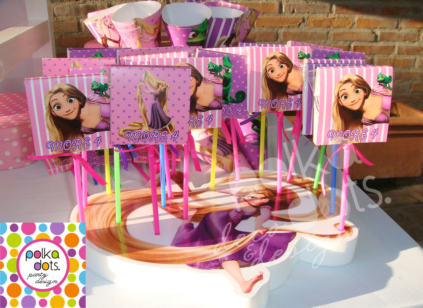 Polka Dots Party Design RAPUNZEL!! Candy Bar para MORE