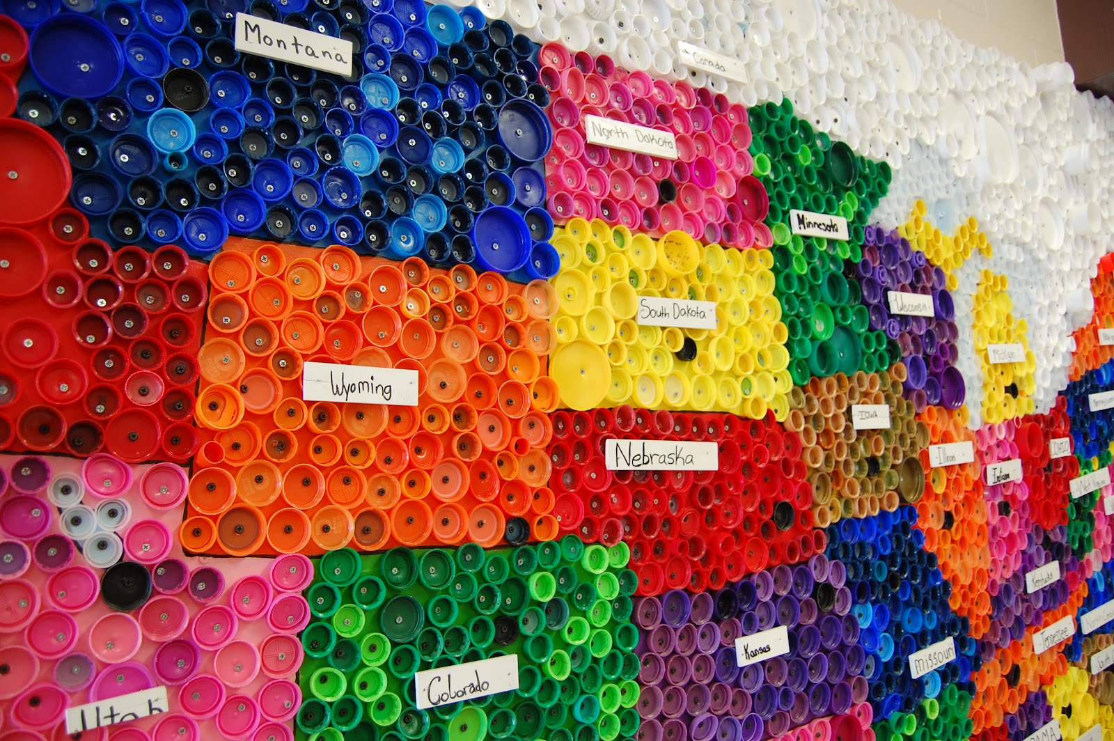 Upcycled Bottle Cap Map of USA Family Ever After