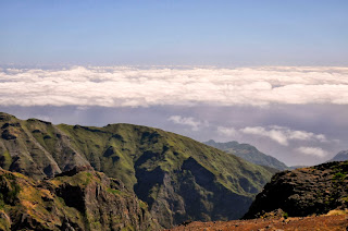 Мадейра. Горы недалеко от Pico do Arieiro.